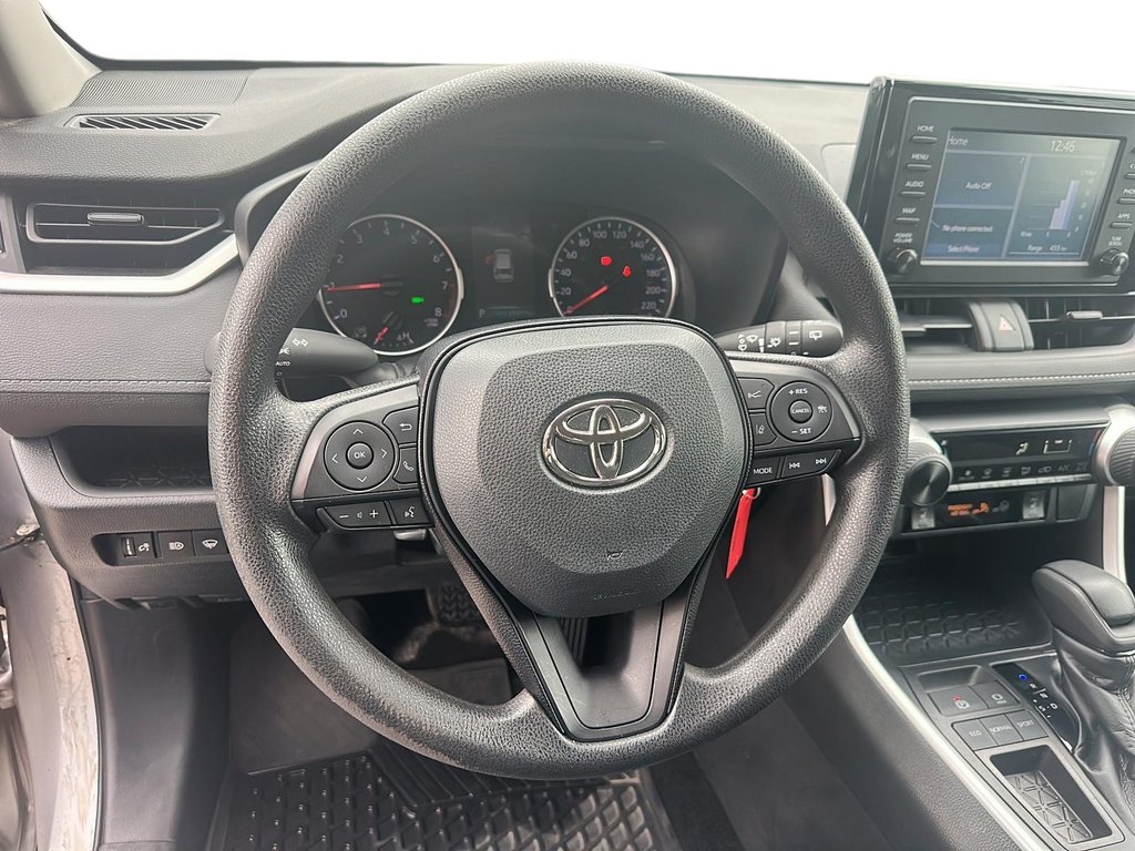 2020 Toyota RAV4 FWD LE in Stratford, Ontario - 11 - w1024h768px