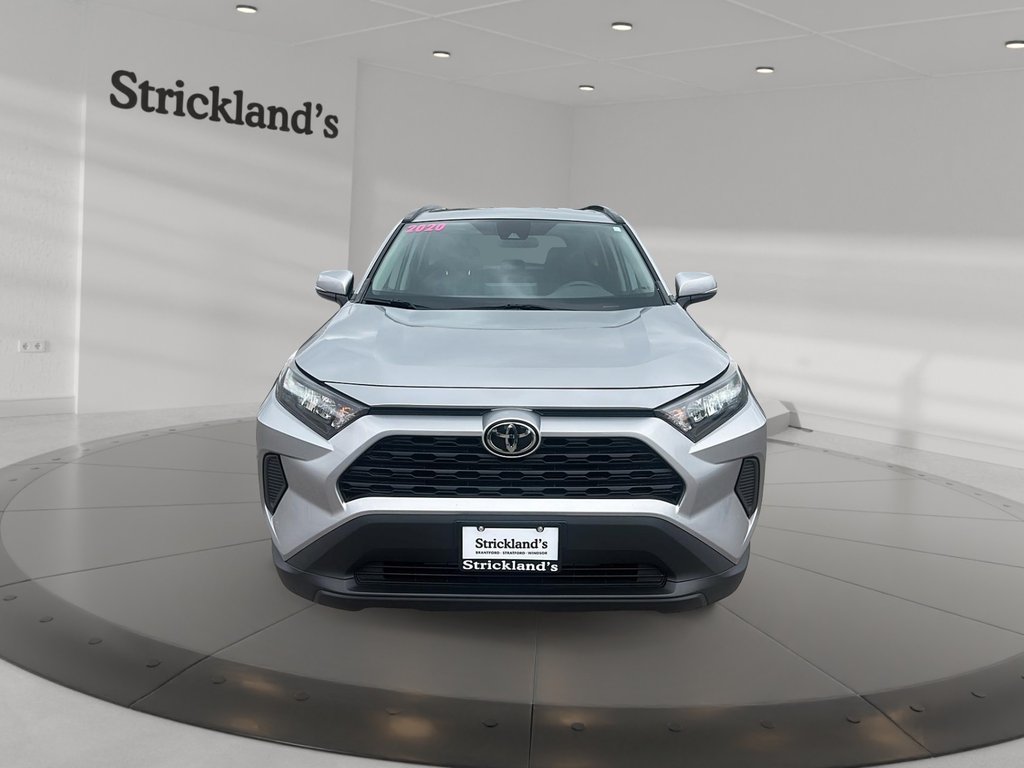 2020 Toyota RAV4 FWD LE in Stratford, Ontario - 2 - w1024h768px