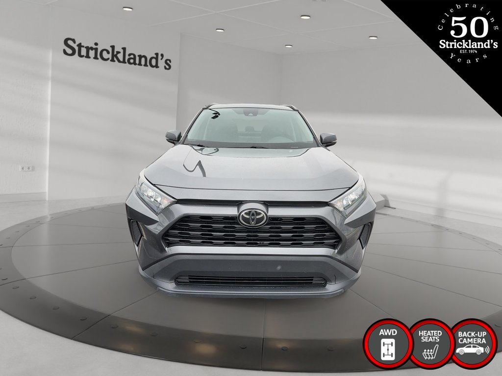 2021  RAV4 LE AWD in Stratford, Ontario - 2 - w1024h768px