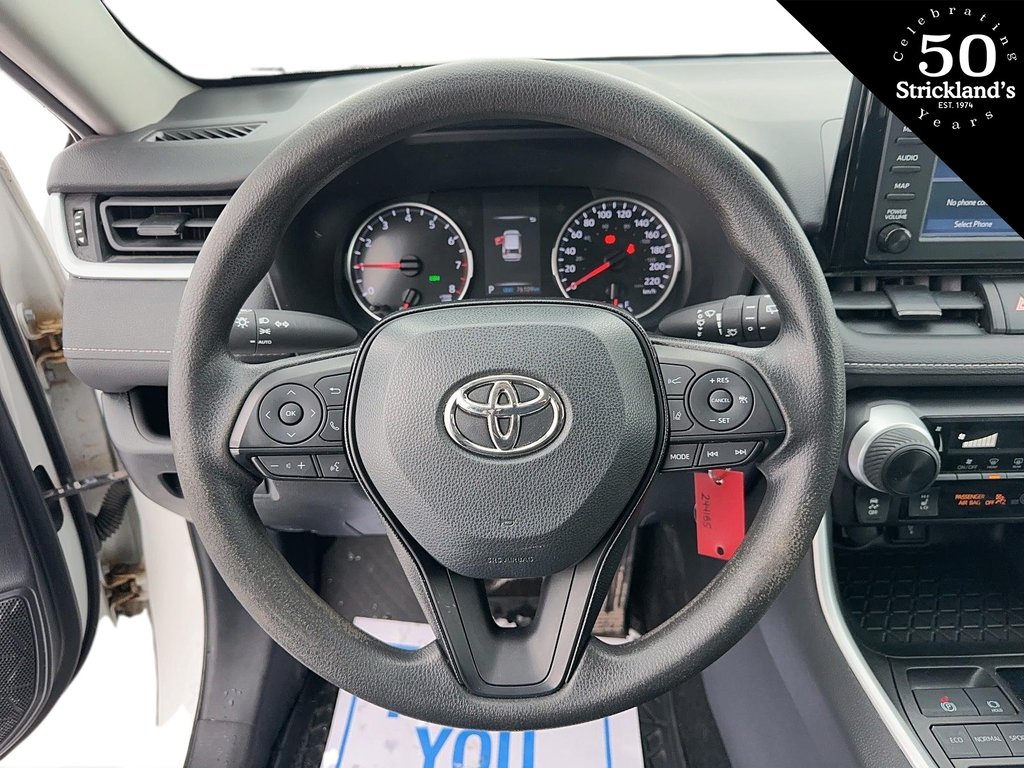 2021 Toyota RAV4 LE FWD in Stratford, Ontario - 11 - w1024h768px