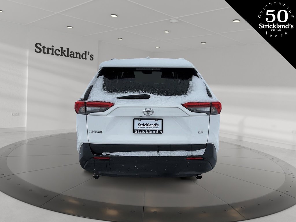 2021 Toyota RAV4 LE FWD in Stratford, Ontario - 3 - w1024h768px