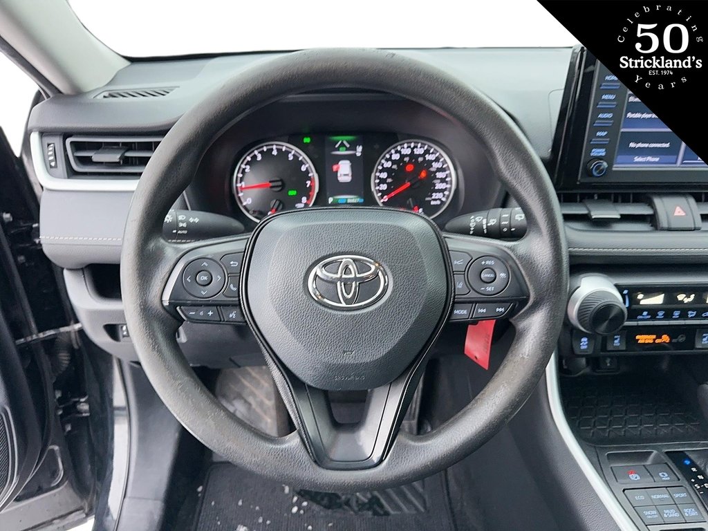 2021 Toyota RAV4 LE AWD in Stratford, Ontario - 11 - w1024h768px