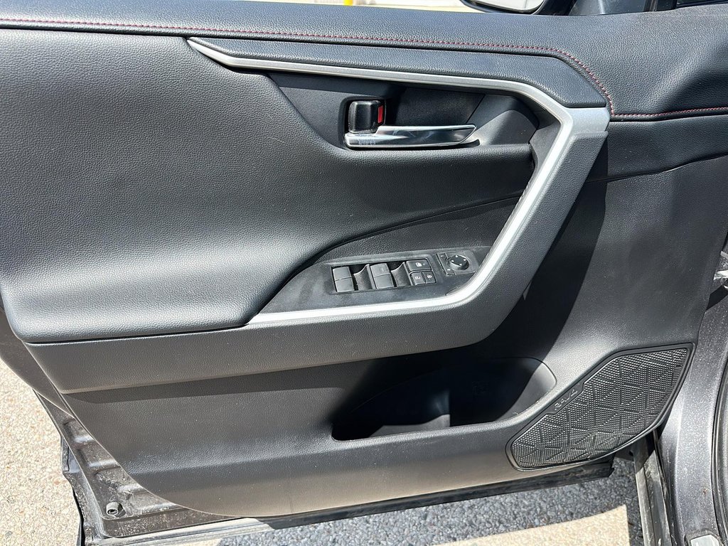 2021 Toyota RAV4 Trail AWD in Stratford, Ontario - 10 - w1024h768px