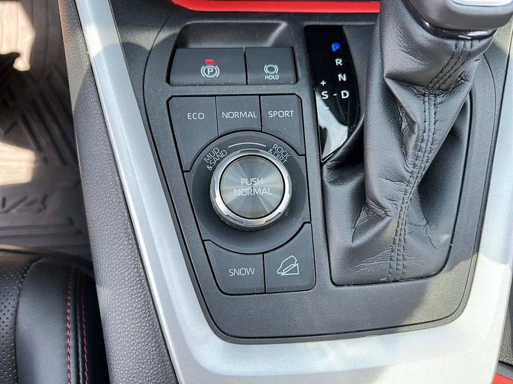 2021 Toyota RAV4 Trail AWD in Stratford, Ontario - 15 - w1024h768px