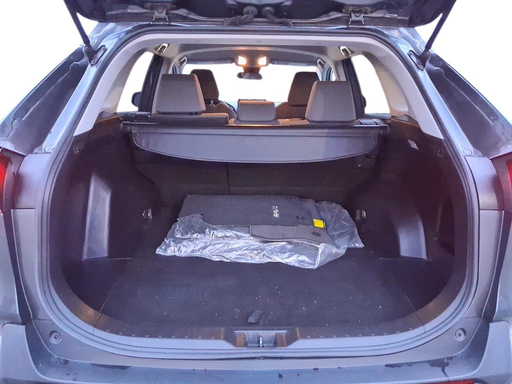 2021 Toyota RAV4 LE AWD in Stratford, Ontario - 7 - w1024h768px
