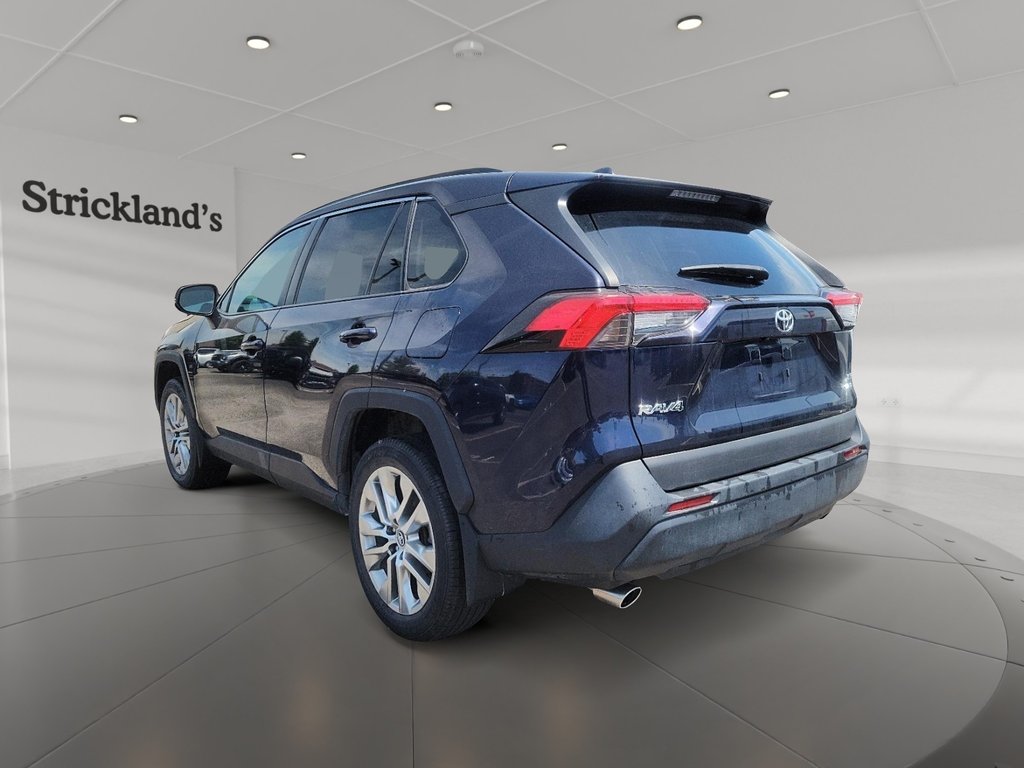 2021 Toyota RAV4 XLE AWD in Stratford, Ontario - 4 - w1024h768px