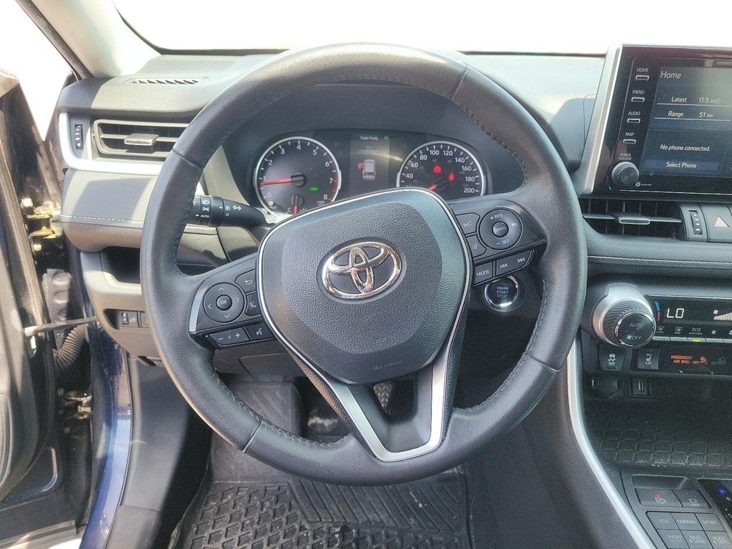 2021 Toyota RAV4 XLE AWD in Stratford, Ontario - 11 - w1024h768px