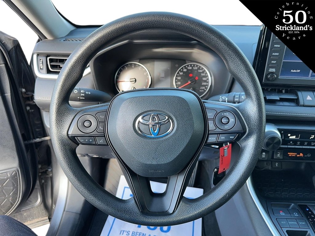 2022  RAV4 LE FWD in Stratford, Ontario - 10 - w1024h768px