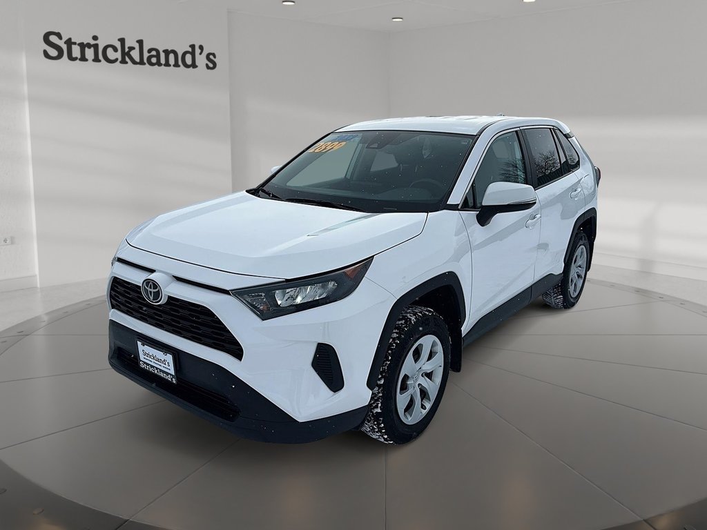 2022 Toyota RAV4 LE AWD in Stratford, Ontario - 1 - w1024h768px