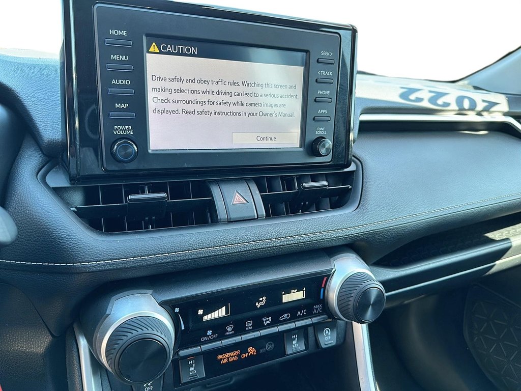 2022 Toyota RAV4 LE AWD in Stratford, Ontario - 17 - w1024h768px