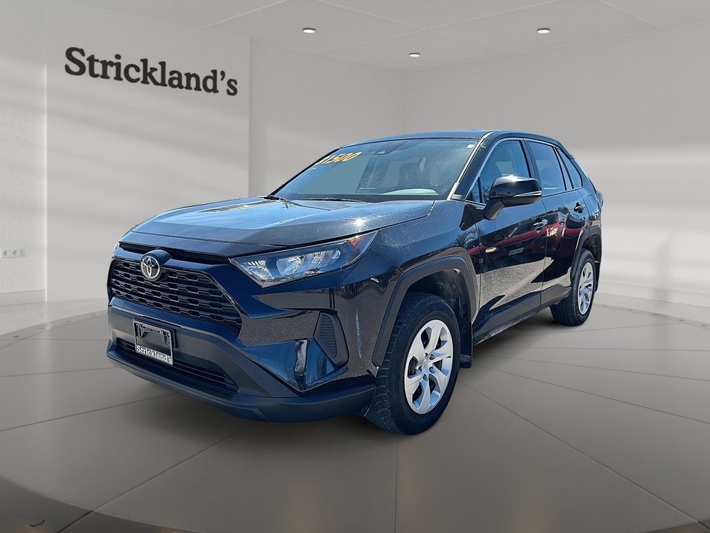 2022 Toyota RAV4 LE AWD in Stratford, Ontario - 2 - w1024h768px