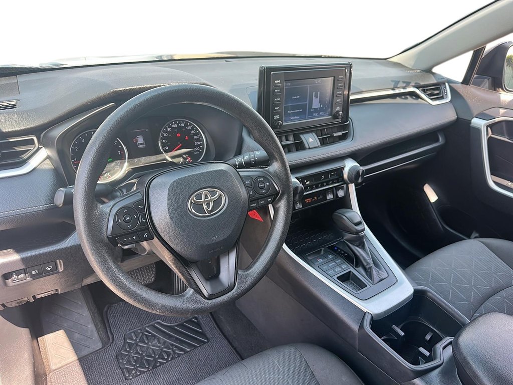 2022 Toyota RAV4 LE AWD in Stratford, Ontario - 9 - w1024h768px