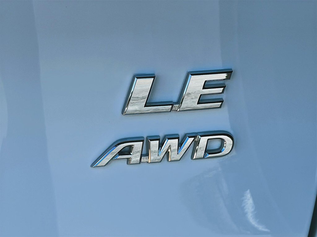 2022 Toyota RAV4 LE AWD in Stratford, Ontario - 15 - w1024h768px