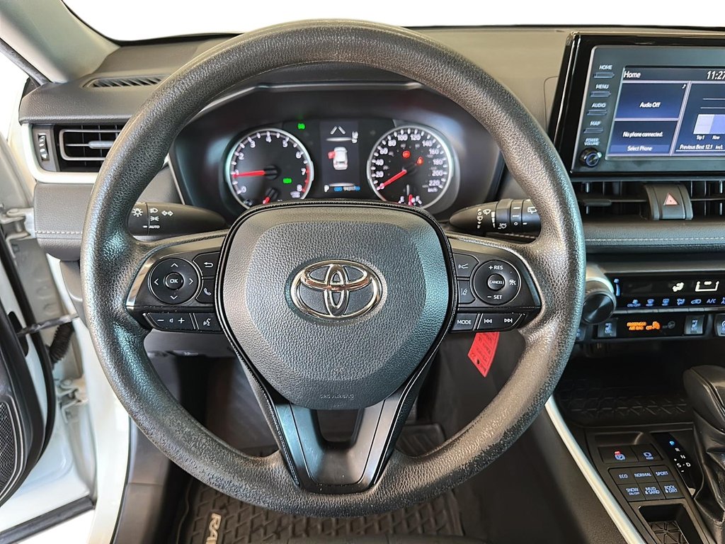 2022 Toyota RAV4 LE AWD in Stratford, Ontario - 11 - w1024h768px