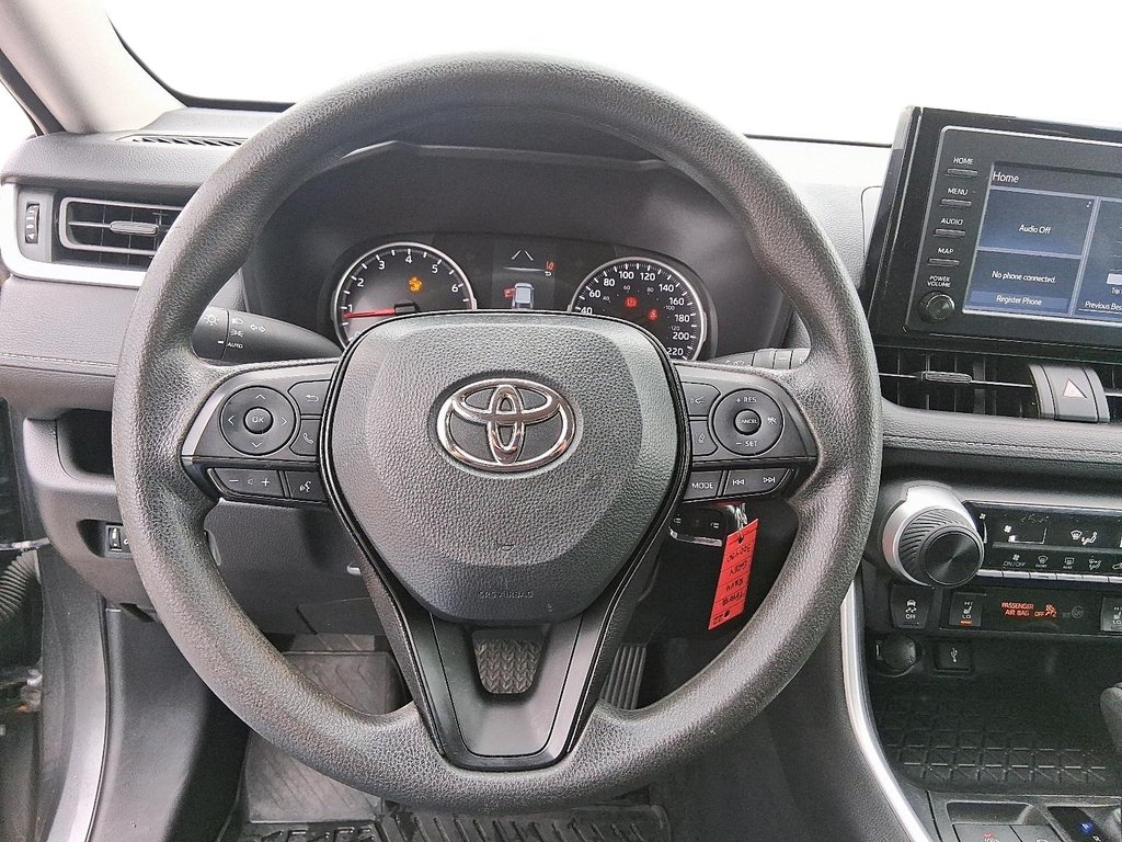 2022 Toyota RAV4 LE AWD in Stratford, Ontario - 11 - w1024h768px