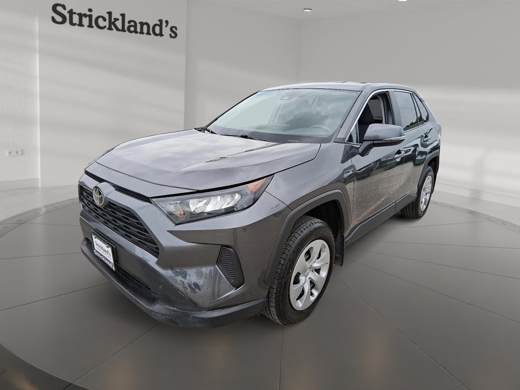 2022 Toyota RAV4 LE AWD in Stratford, Ontario - 1 - w1024h768px