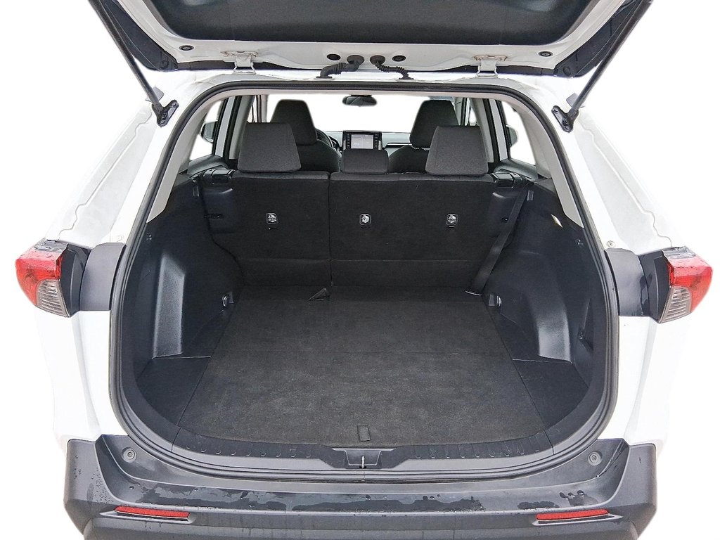 2022 Toyota RAV4 LE AWD in Stratford, Ontario - 6 - w1024h768px