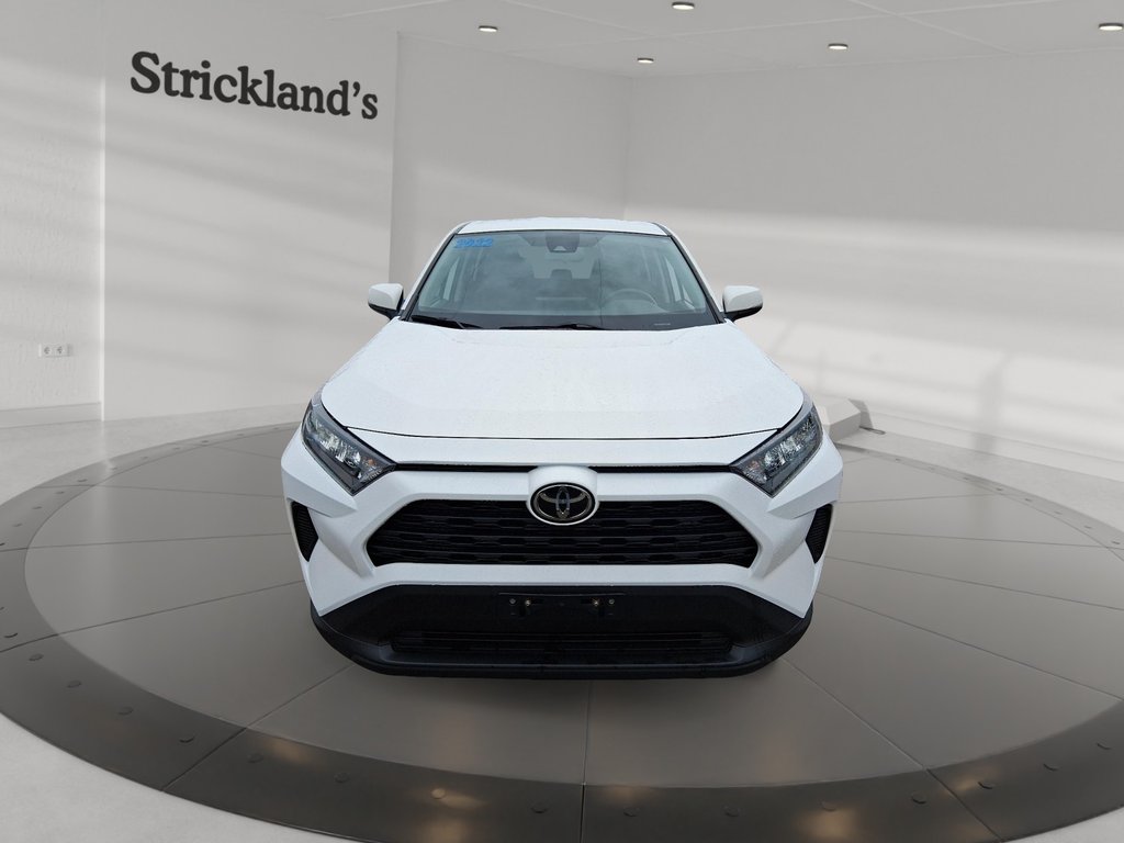 2022 Toyota RAV4 LE AWD in Stratford, Ontario - 2 - w1024h768px