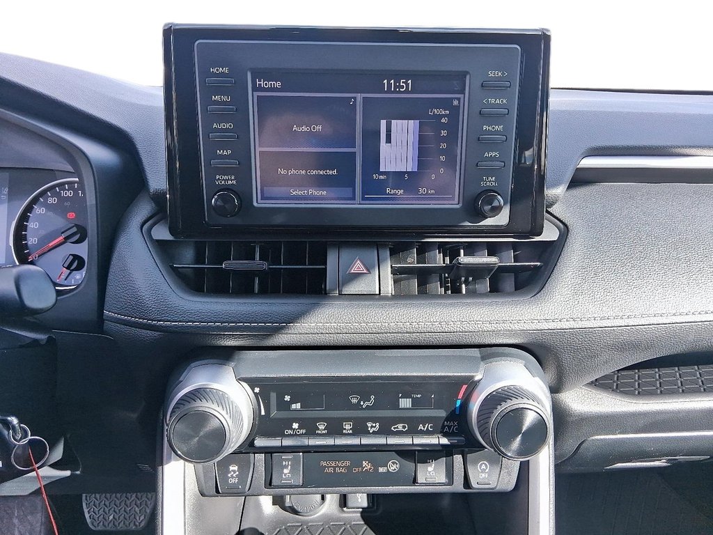 2022 Toyota RAV4 LE AWD in Stratford, Ontario - 15 - w1024h768px