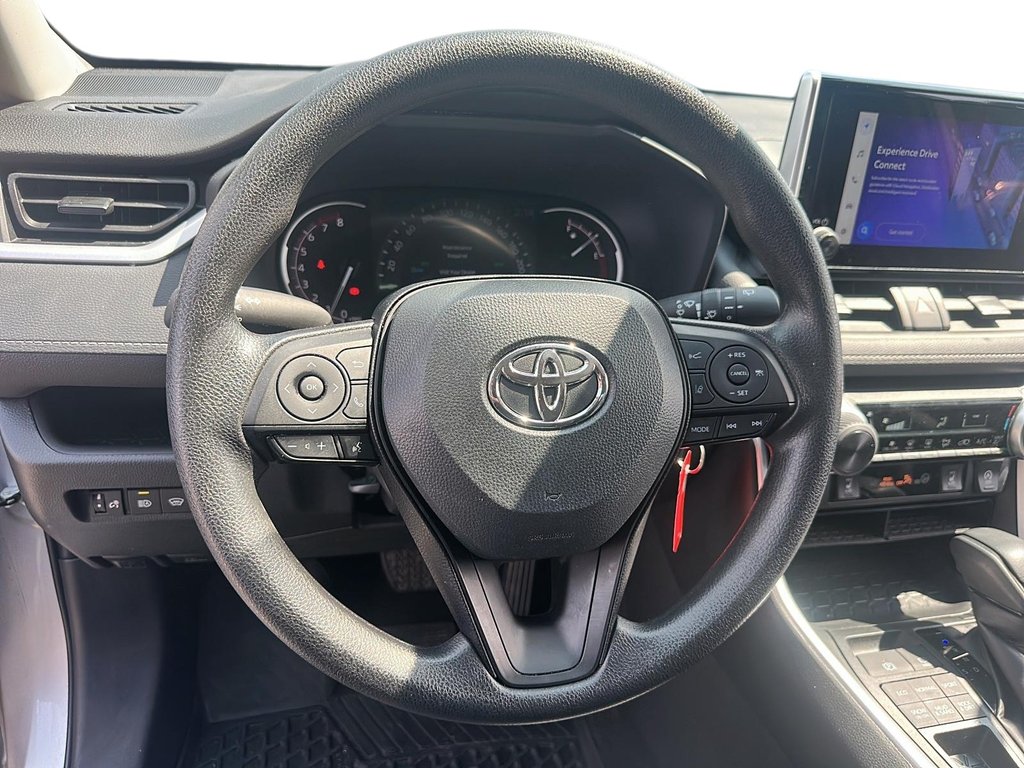 2023 Toyota RAV4 LE AWD in Stratford, Ontario - 11 - w1024h768px