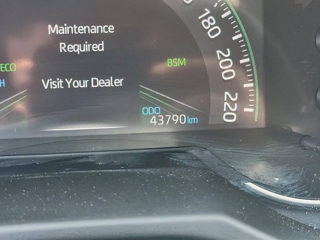 2023 Toyota RAV4 LE AWD in Stratford, Ontario - 12 - w1024h768px