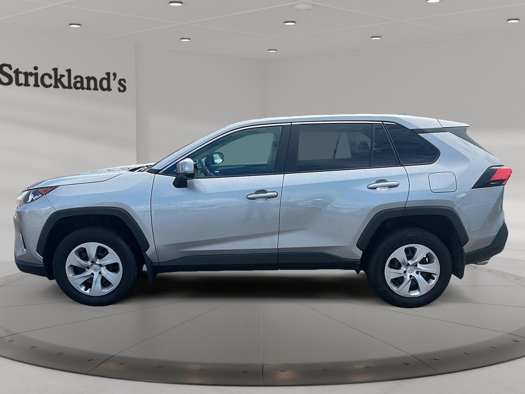 2023 Toyota RAV4 LE AWD in Stratford, Ontario - 5 - w1024h768px