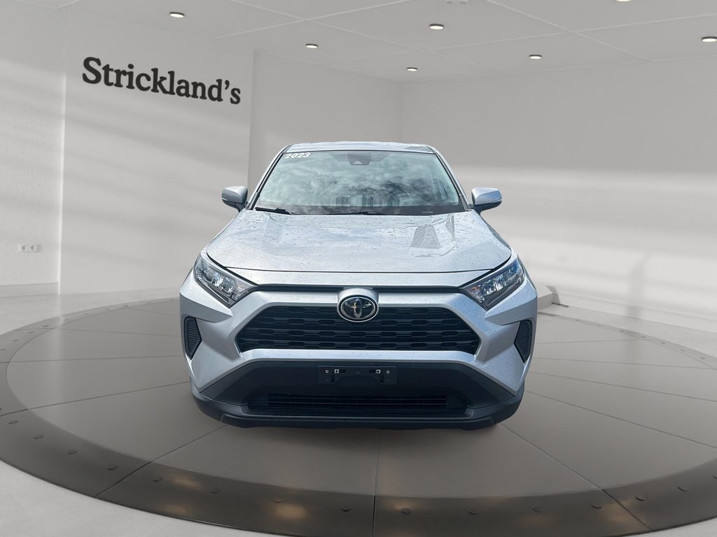 2023 Toyota RAV4 LE AWD in Stratford, Ontario - 2 - w1024h768px