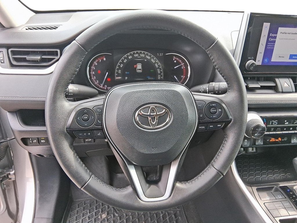2023 Toyota RAV4 XLE AWD in Stratford, Ontario - 11 - w1024h768px