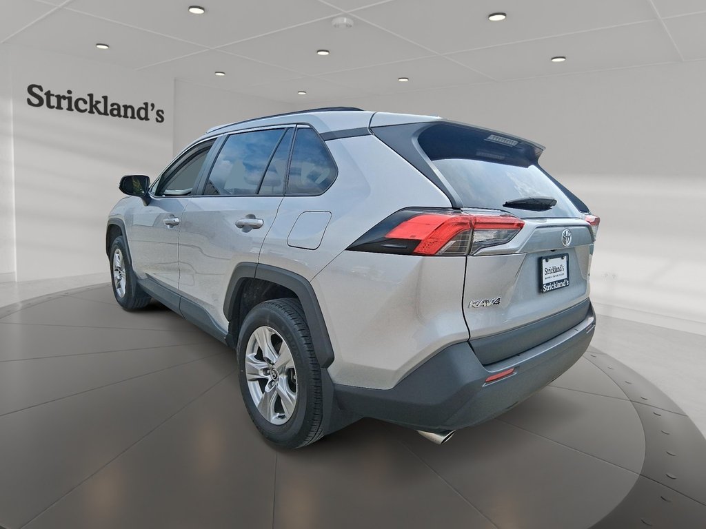 2023 Toyota RAV4 XLE AWD in Stratford, Ontario - 4 - w1024h768px