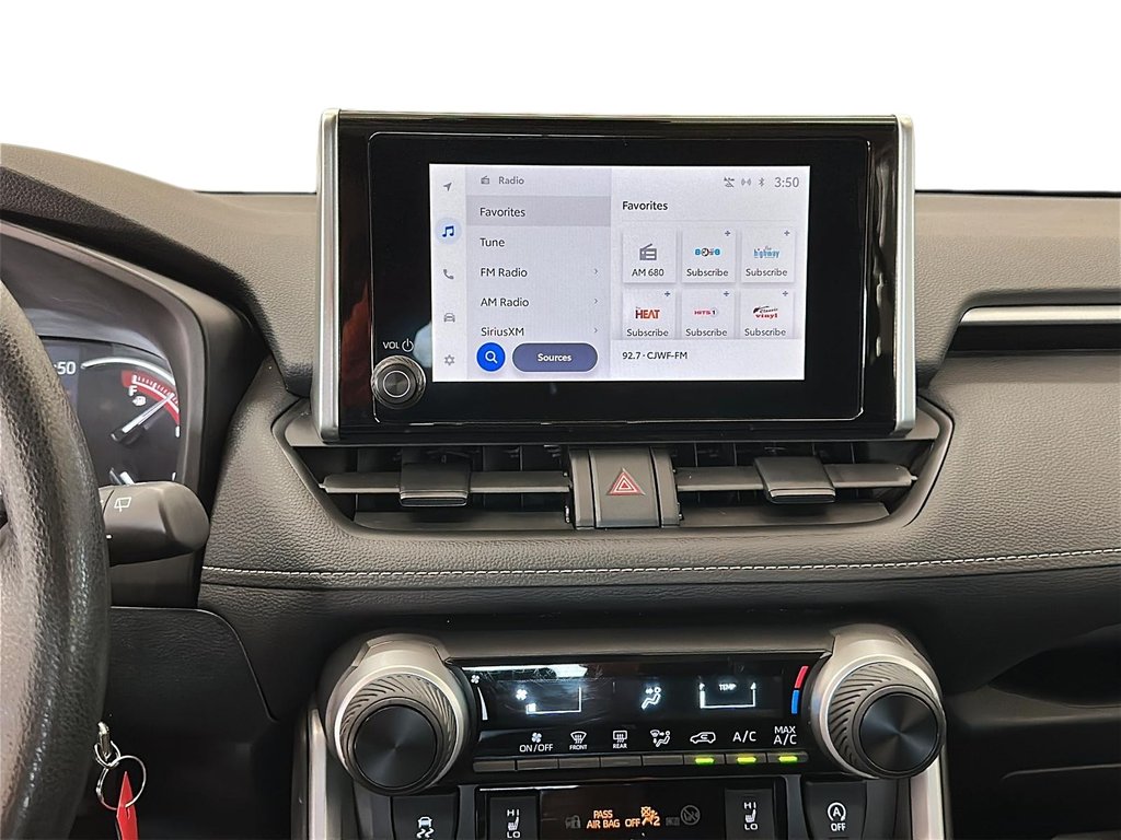 2023 Toyota RAV4 LE AWD in Stratford, Ontario - 17 - w1024h768px
