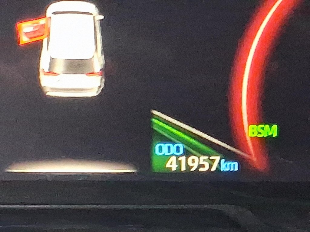 2023 Toyota RAV4 LE AWD in Stratford, Ontario - 13 - w1024h768px