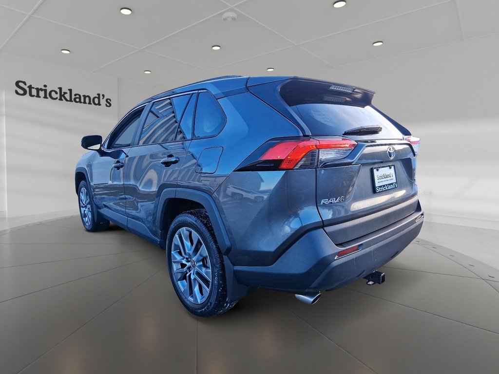2023 Toyota RAV4 XLE AWD in Stratford, Ontario - 4 - w1024h768px