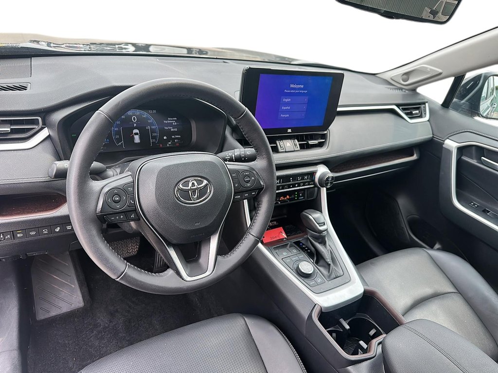 2024 Toyota RAV4 Limited AWD in Stratford, Ontario - 9 - w1024h768px