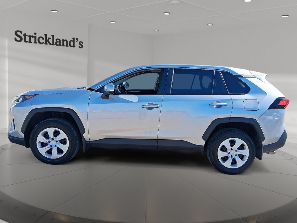 2024 Toyota RAV4 LE AWD in Stratford, Ontario - 5 - w1024h768px