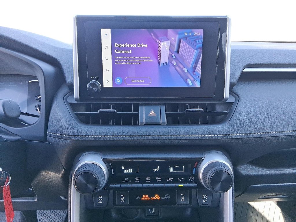 2024 Toyota RAV4 LE AWD in Stratford, Ontario - 15 - w1024h768px