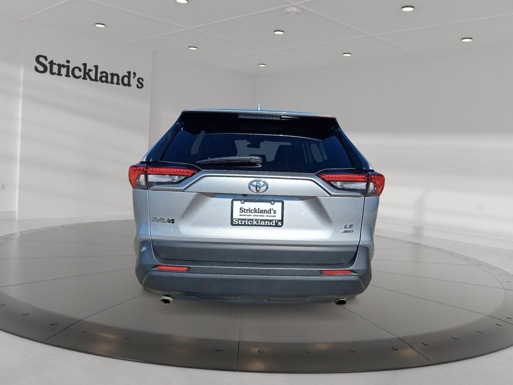 2024 Toyota RAV4 LE AWD in Stratford, Ontario - 3 - w1024h768px