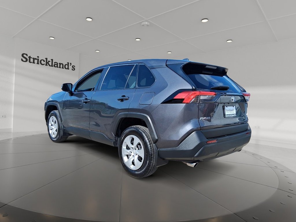 2024 Toyota RAV4 LE AWD in Stratford, Ontario - 4 - w1024h768px