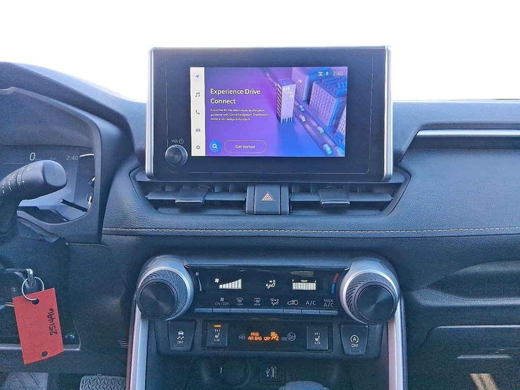 2024 Toyota RAV4 LE AWD in Stratford, Ontario - 15 - w1024h768px