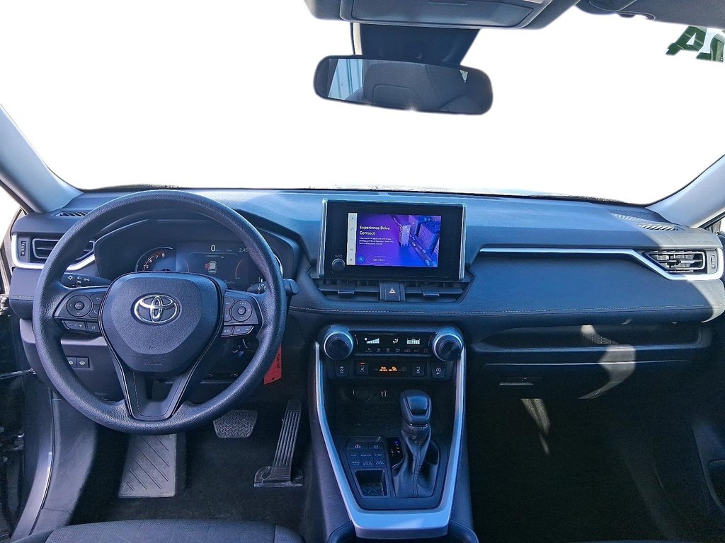 2024 Toyota RAV4 LE AWD in Stratford, Ontario - 10 - w1024h768px