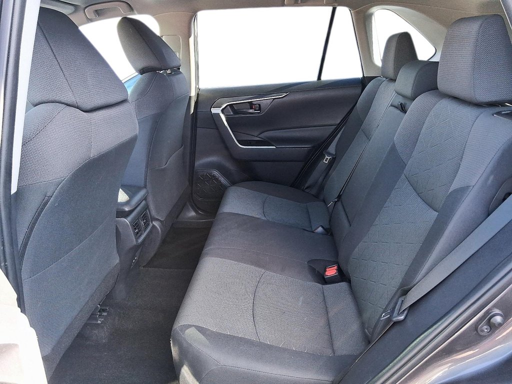 2024 Toyota RAV4 LE AWD in Stratford, Ontario - 9 - w1024h768px