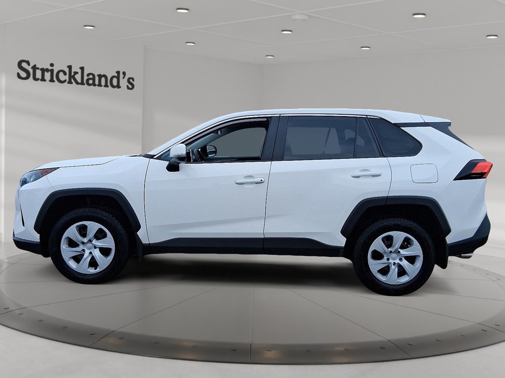 2024 Toyota RAV4 LE AWD in Stratford, Ontario - 5 - w1024h768px