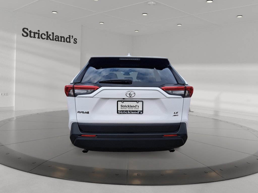 2024 Toyota RAV4 LE AWD in Stratford, Ontario - 3 - w1024h768px