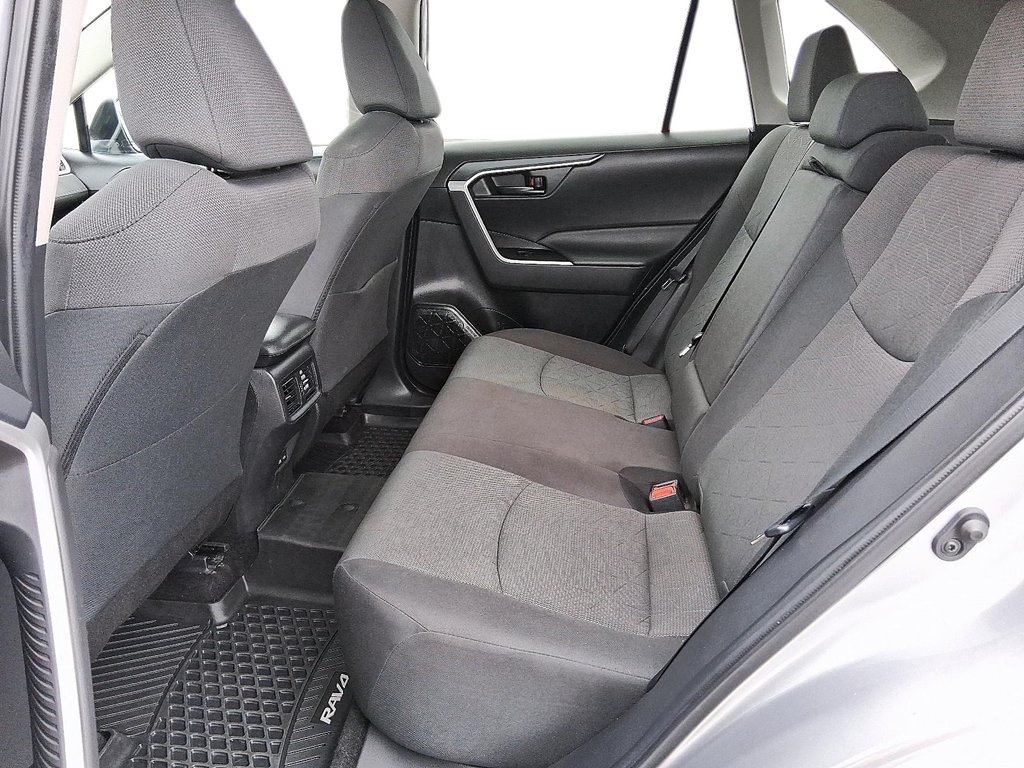 2024 Toyota RAV4 LE AWD in Stratford, Ontario - 9 - w1024h768px