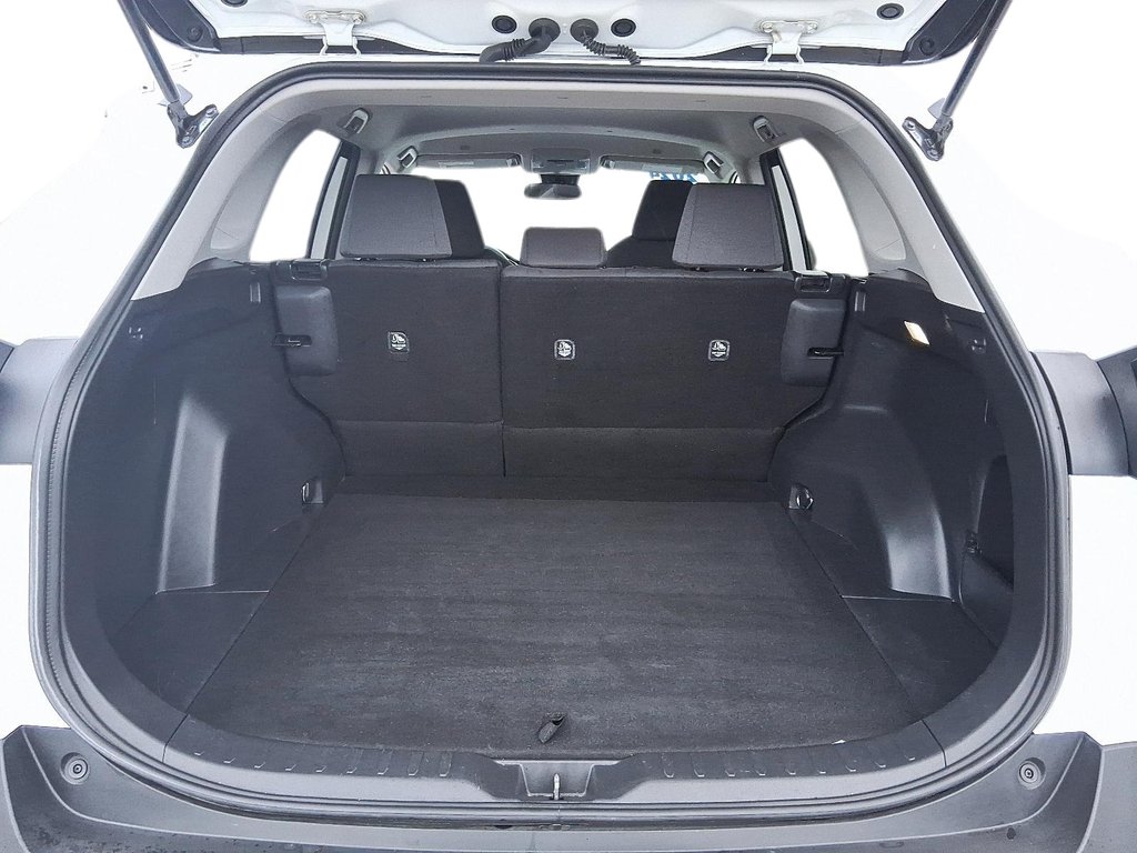 2024 Toyota RAV4 LE AWD in Stratford, Ontario - 6 - w1024h768px