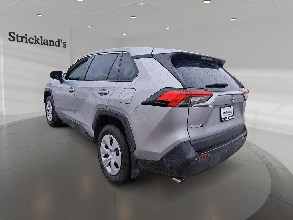2024 Toyota RAV4 LE AWD in Stratford, Ontario - 4 - w1024h768px