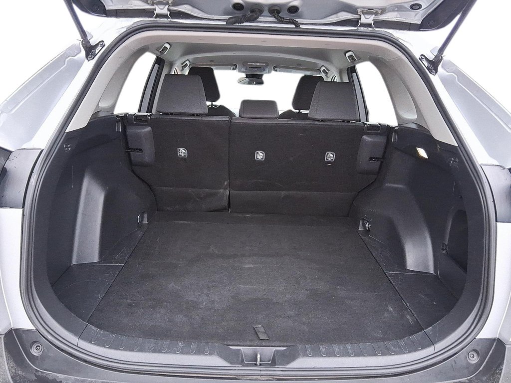 2024 Toyota RAV4 LE AWD in Stratford, Ontario - 6 - w1024h768px