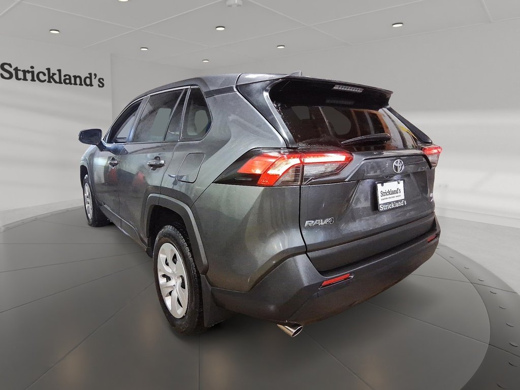 2024 Toyota RAV4 LE AWD in Stratford, Ontario - 4 - w1024h768px
