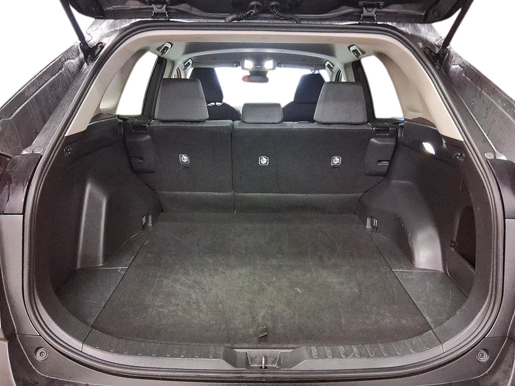 2024 Toyota RAV4 LE AWD in Stratford, Ontario - 6 - w1024h768px