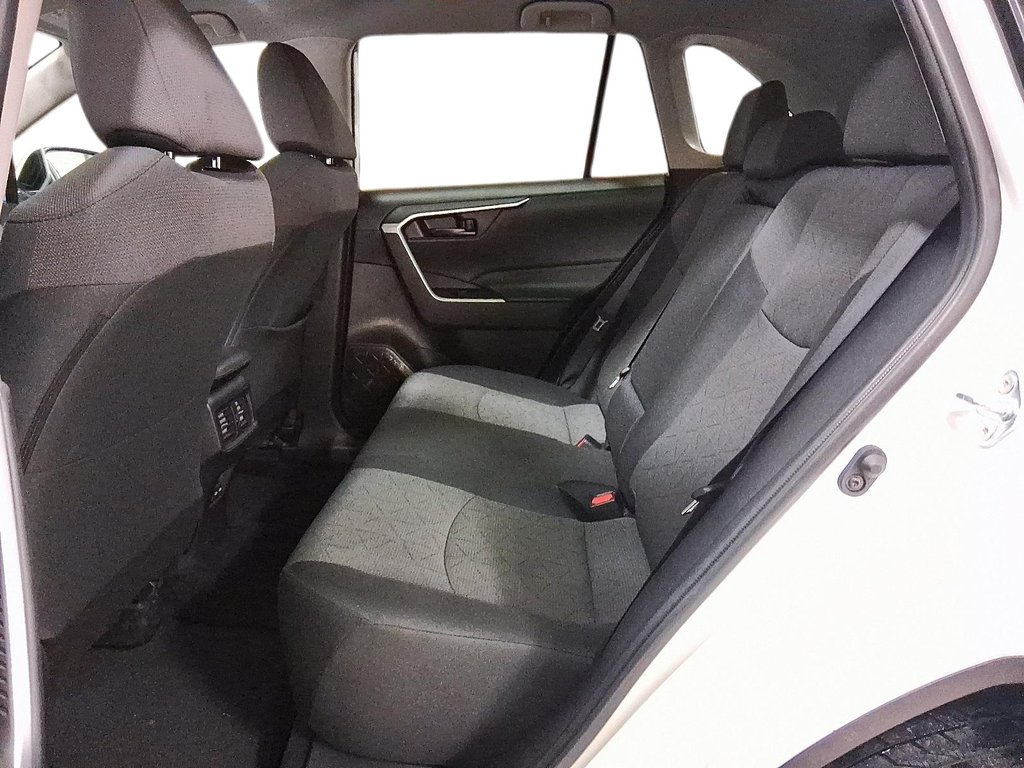 2024 Toyota RAV4 LE AWD in Stratford, Ontario - 9 - w1024h768px