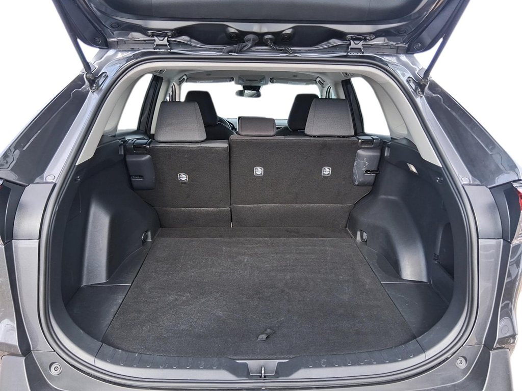 2024 Toyota RAV4 LE AWD in Stratford, Ontario - 6 - w1024h768px